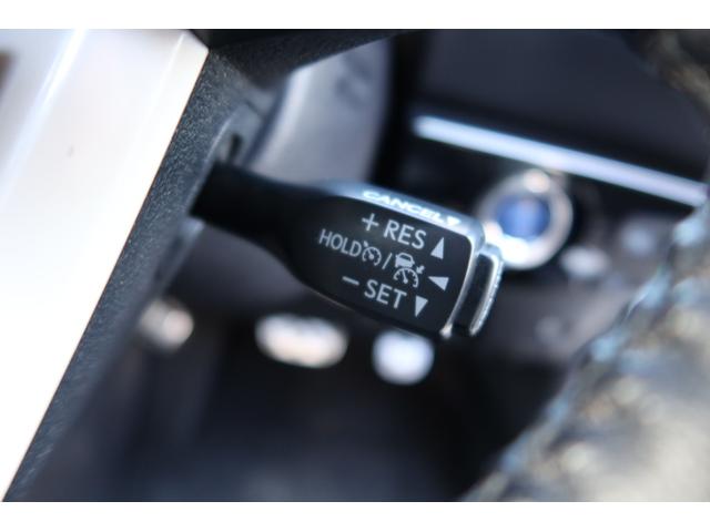 プリウス Ａプレミアム　モデリスタエアロ　ＡＬＰＩＮＥ９型ナビ　後席モニター　本革シート　レーダー探知機　ドライブレコーダー　サンルーフ　社外マフラー　レーダークルーズ　オートハイビーム　クリアランスソナー　安全装備搭載（57枚目）