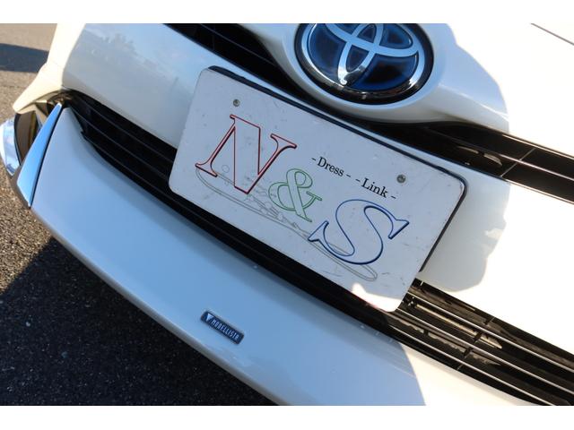 プリウス Ａプレミアム　モデリスタエアロ　ＡＬＰＩＮＥ９型ナビ　後席モニター　本革シート　レーダー探知機　ドライブレコーダー　サンルーフ　社外マフラー　レーダークルーズ　オートハイビーム　クリアランスソナー　安全装備搭載（63枚目）