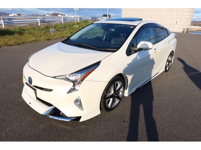 プリウス Ａプレミアム　モデリスタエアロ　ＡＬＰＩＮＥ９型ナビ　後席モニター　本革シート　レーダー探知機　ドライブレコーダー　サンルーフ　社外マフラー　レーダークルーズ　オートハイビーム　クリアランスソナー　安全装備搭載（71枚目）
