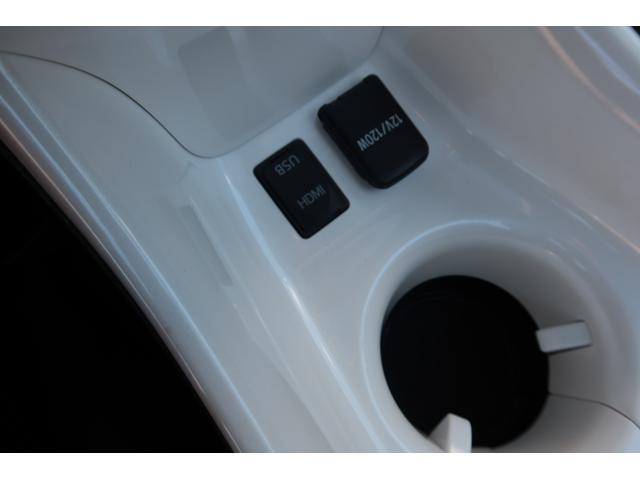 プリウス Ａプレミアム　禁煙車　寒冷地仕様　モデリスタエアロ　ＷＯＲＫ１９ｉｎホイール　サンルーフ　置くだけ充電　ＨＤＭＩ　ＵＳＢ　９型ナビ　前後ドライブレコーダー　レーダークルーズ　オートハイビーム　ＰＣＳ　安全装備搭載（29枚目）