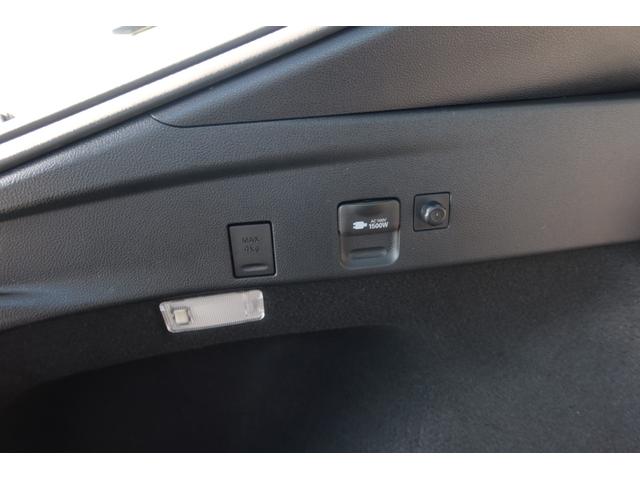 プリウス Ａプレミアム　禁煙車　寒冷地仕様　モデリスタエアロ　ＷＯＲＫ１９ｉｎホイール　サンルーフ　置くだけ充電　ＨＤＭＩ　ＵＳＢ　９型ナビ　前後ドライブレコーダー　レーダークルーズ　オートハイビーム　ＰＣＳ　安全装備搭載（45枚目）