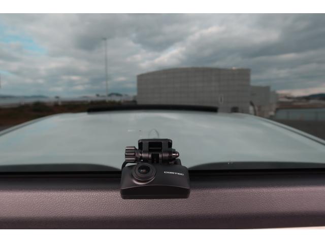 プリウス Ａプレミアム　モデリスタエアロ　サンルーフ　本革シート　ＡＬＰＩＮＥ９型ナビ　バックカメラ　　置くだけ充電　前後ドライブレコーダー　コートテクトＦガラス　レーダークルーズ　オートハイビーム　安全装備搭載　禁煙車（24枚目）
