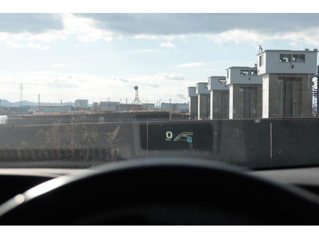 プリウス Ａプレミアム　モデリスタエアロ　サンルーフ　本革シート　ＡＬＰＩＮＥ９型ナビ　バックカメラ　　置くだけ充電　前後ドライブレコーダー　コートテクトＦガラス　レーダークルーズ　オートハイビーム　安全装備搭載　禁煙車（38枚目）