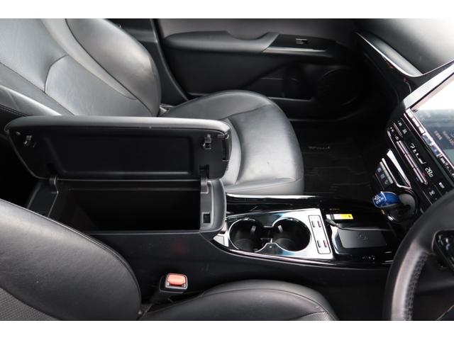 プリウス Ａプレミアム　モデリスタエアロ　サンルーフ　本革シート　ＡＬＰＩＮＥ９型ナビ　バックカメラ　　置くだけ充電　前後ドライブレコーダー　コートテクトＦガラス　レーダークルーズ　オートハイビーム　安全装備搭載　禁煙車（45枚目）