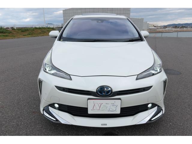 プリウス Ａプレミアム　モデリスタエアロ　サンルーフ　本革シート　ＡＬＰＩＮＥ９型ナビ　バックカメラ　　置くだけ充電　前後ドライブレコーダー　コートテクトＦガラス　レーダークルーズ　オートハイビーム　安全装備搭載　禁煙車（61枚目）