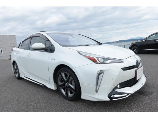 プリウス Ａプレミアム　モデリスタエアロ　サンルーフ　本革シート　ＡＬＰＩＮＥ９型ナビ　バックカメラ　　置くだけ充電　前後ドライブレコーダー　コートテクトＦガラス　レーダークルーズ　オートハイビーム　安全装備搭載　禁煙車（64枚目）