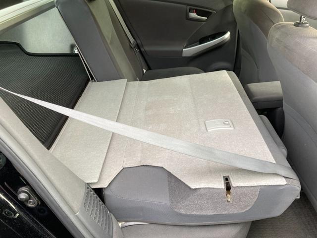 プリウス Ｓ　ナビ・スマートキー・ＥＴＣ・エアコン・パワステ・パワーウィンドウ・運転席エアバック・助手席エアバック・ドラレコ（32枚目）