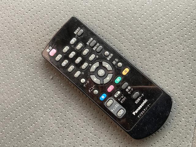 プリウス Ｓ　ナビ・スマートキー・ＥＴＣ・エアコン・パワステ・パワーウィンドウ・運転席エアバック・助手席エアバック・ドラレコ（39枚目）