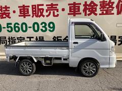 ǯ�������ԡ����ʤˤƤ��԰¤����������ҤǤϡ����͢�ɻ�����������򱿱Ĥ��Ƥ��ꡢ��������λ�ʼԤν����Υ����åդ�Ǽ������ˡ�������ڤӤ��ä�����������פ��ޤ��ΤǤ��¿����Ƥ��㤤��᤯�������ʡ����� 5