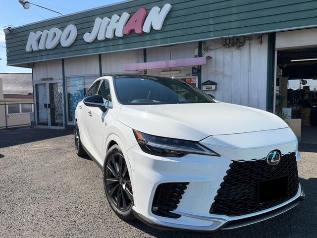 ＲＸ ＲＸ３５０　Ｆスポーツ　改モデル　パノラマルーフ　デジタルインナーミラー　オレンジキャリパー内装レッド　１４型コネクトナビ（2枚目）