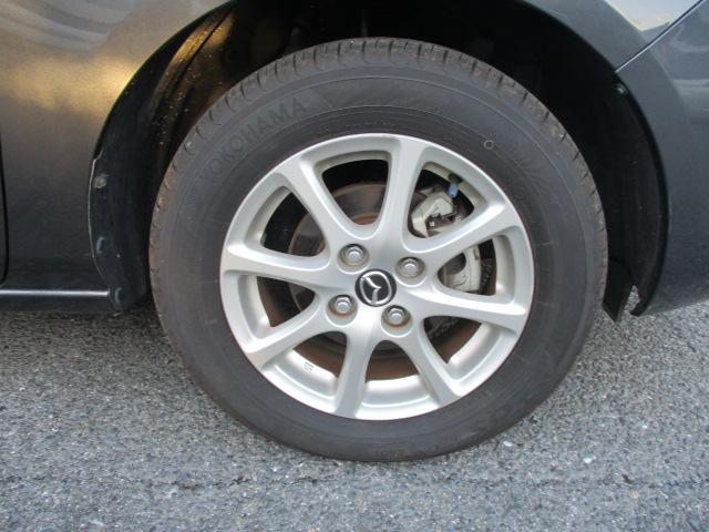 デミオ 13-スカイアクティブ ETC アルミホイール キーレスエントリー アイドリングストップ 電動格納ミラー CVT 衝突安全ボディ ABS ESC CD エアコン パワーステアリング パワーウィンドウ(20枚目)