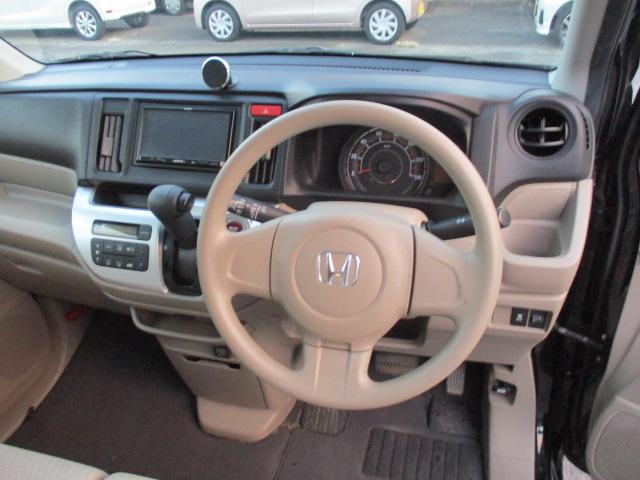 自ら操るハンドル！ドライバーの生命線です。お客様の目で実際にご確認ください。