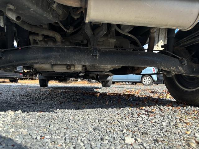 アクティトラック 4WD 5速マニュアル エアコン パワステ(17枚目)