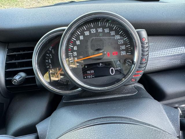 MINI クーパー(24枚目)