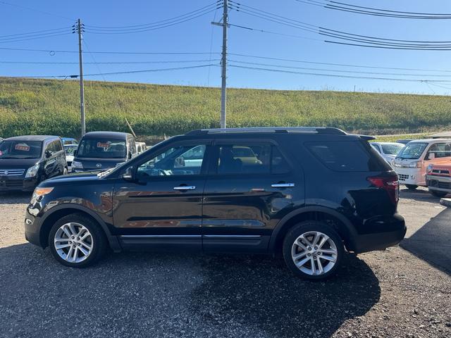 エクスプローラー リミテッド エコブースト ストラーダナビ 地デジ サンルーフ 黒革(6枚目)