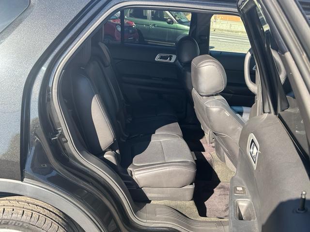 エクスプローラー リミテッド エコブースト ストラーダナビ 地デジ サンルーフ 黒革(16枚目)