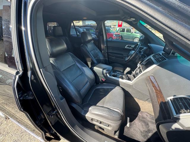 エクスプローラー リミテッド エコブースト ストラーダナビ 地デジ サンルーフ 黒革(22枚目)