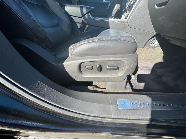 エクスプローラー リミテッド エコブースト ストラーダナビ 地デジ サンルーフ 黒革(23枚目)