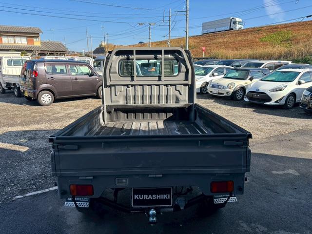 キャリイトラック ＫＣエアコン・パワステ　色替車　元色ホワイト　５速マニュアル　ヒッチメンバー（10枚目）