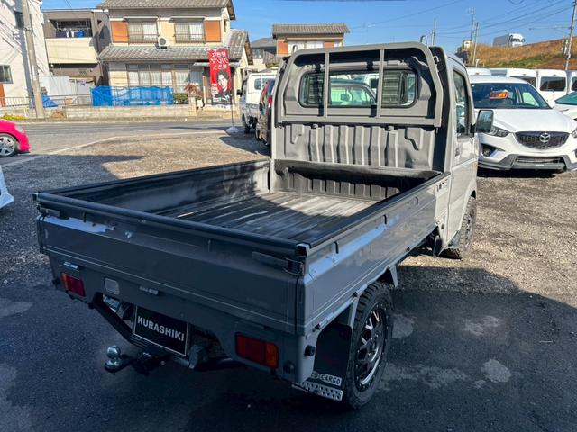 キャリイトラック ＫＣエアコン・パワステ　色替車　元色ホワイト　５速マニュアル　ヒッチメンバー（11枚目）