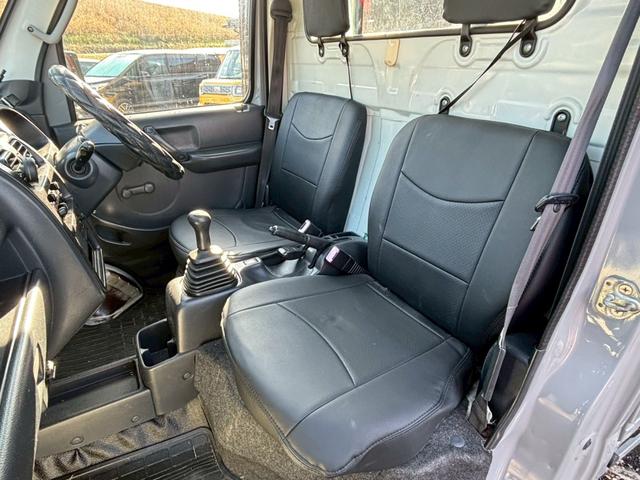 キャリイトラック ＫＣエアコン・パワステ　色替車　元色ホワイト　５速マニュアル　ヒッチメンバー（14枚目）