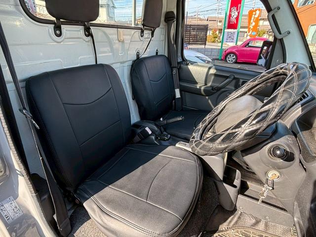 キャリイトラック ＫＣエアコン・パワステ　色替車　元色ホワイト　５速マニュアル　ヒッチメンバー（15枚目）