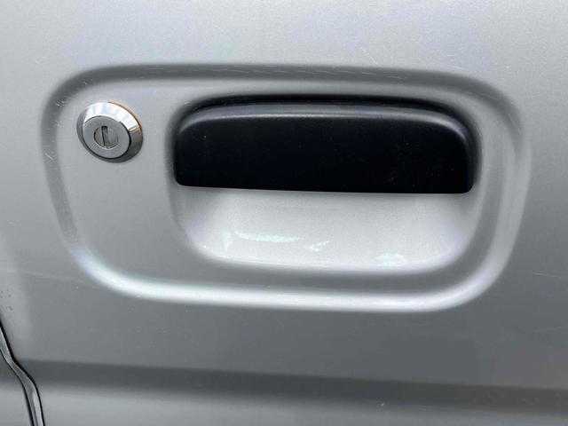 ミニキャブバン Ｍ　ＡＴ　両側スライドドア　エアコン　運転席エアバッグ　助手席エアバッグ　ＣＤ　ミュージックプレイヤー接続可（22枚目）