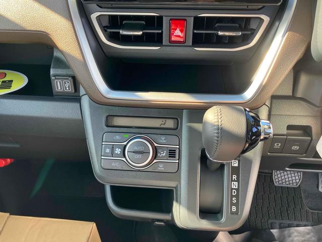 ムーヴ ＲＳ　届出済未使用車・禁煙車・　ドライブレコーダー　全周囲カメラ　両側電動スライドドア　ナビ　ＴＶ　クリアランスソナー　オートクルーズコントロール　衝突被害軽減システム　オートライト　ＬＥＤヘッドランプ　スマートキー（7枚目）