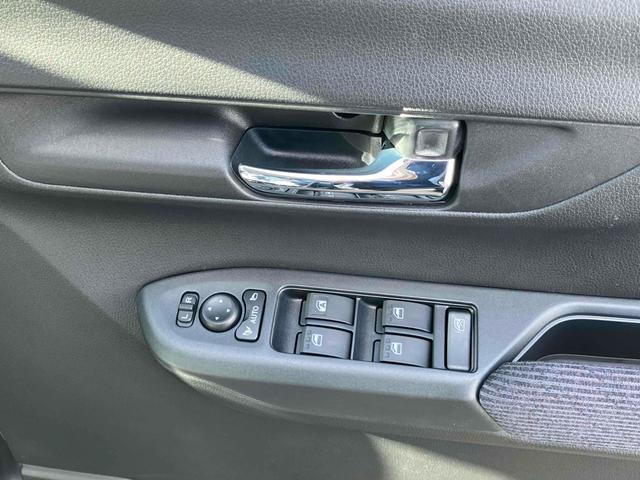 ムーヴ ＲＳ　届出済未使用車・禁煙車・　ドライブレコーダー　全周囲カメラ　両側電動スライドドア　ナビ　ＴＶ　クリアランスソナー　オートクルーズコントロール　衝突被害軽減システム　オートライト　ＬＥＤヘッドランプ　スマートキー（11枚目）