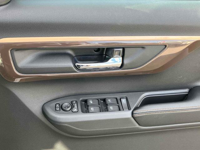 ムーヴ Ｇ　届出済未使用車・禁煙車・　ドライブレコーダー　全周囲カメラ　両側スライド・片側電動　ＴＶ　クリアランスソナー　レーンアシスト　パークアシスト　衝突被害軽減システム　ＬＥＤヘッドランプ　スマートキー　アイドリングストップ（11枚目）