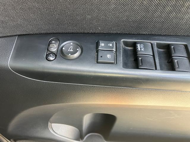 Ｎ－ＢＯＸカスタム Ｇ・Ｌパッケージ　ＥＴＣ　左側パワースライドドア　ナビＴＶ　ＤＶＤ再生　Ｂｌｕ－ｒａｙ　ＢＴオーディオ　オートライト　ＨＩＤ　スマートキー　アイドリングストップ（10枚目）