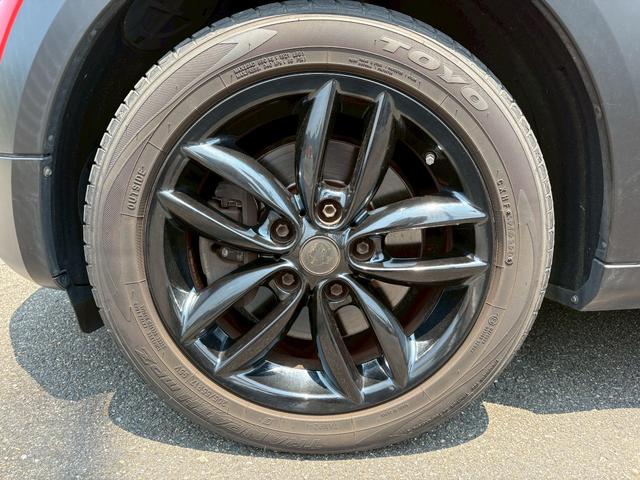 ＭＩＮＩ クーパーＳ　クロスオーバー　オール４　４ＷＤ　ＥＴＣ　ナビ　ＨＩＤ　ＡＴ　盗難防止システム　ＥＳＣ　エアコン　パワーステアリング（20枚目）