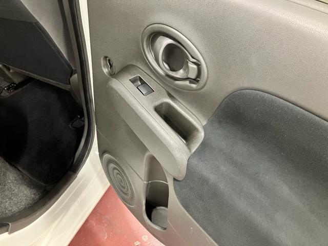 キューブ １５Ｘ　Ｍセレクション　ｃａｒｒｏｚｚｅｒｉａナビ　ＴＶ　Ｂｌｕｅｔｏｏｈ　ＥＴＣ　ベンチシート　プッシュスタート　スマートキー　ユーザー買取　禁煙車（68枚目）