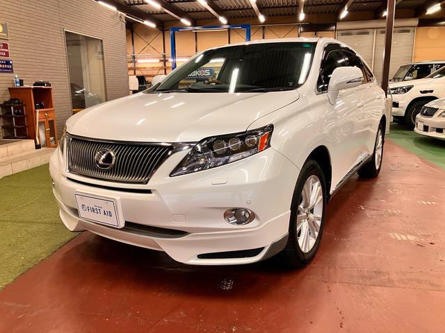 ＲＸ ＲＸ４５０ｈ　バージョンＬ　純正ナビ　ＴＶ　ビルトインＥＴＣ　バックカメラ　クルーズコントロール　ベンチレーション　シートヒーター　運転席・助手席パワーシート　パワーバックドア　ブラックレザーシート（2枚目）