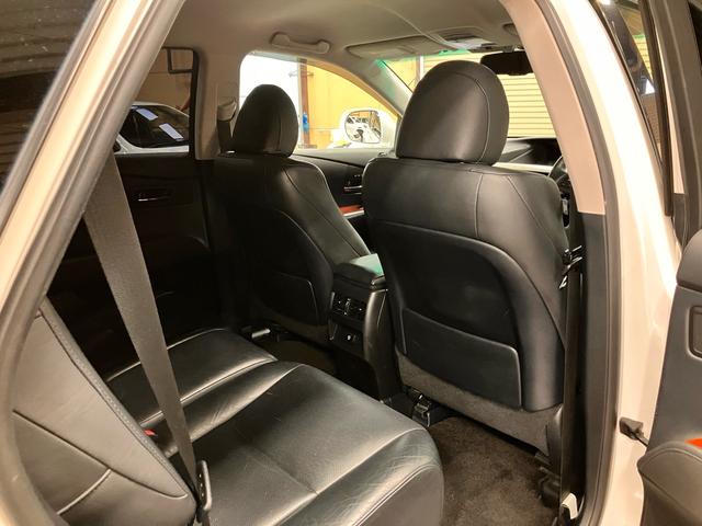 ＲＸ ＲＸ４５０ｈ　バージョンＬ　純正ナビ　ＴＶ　ビルトインＥＴＣ　バックカメラ　クルーズコントロール　ベンチレーション　シートヒーター　運転席・助手席パワーシート　パワーバックドア　ブラックレザーシート（8枚目）