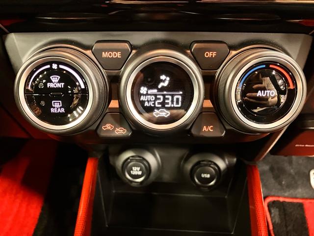 スイフトスポーツ ベースグレード　純正ナビ　フルセグＴＶ　ナヒ連動ドラレコ前後カメラ　全周囲モニター　ビルトインＥＴＣ　クルーズコントロール　運転席シートヒーター　ブラインドスポットモニター　ブラックデカール　ユーザー買取　禁煙車（25枚目）