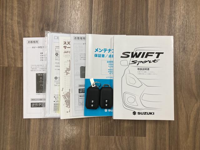 スイフトスポーツ ベースグレード　純正ナビ　フルセグＴＶ　ナヒ連動ドラレコ前後カメラ　全周囲モニター　ビルトインＥＴＣ　クルーズコントロール　運転席シートヒーター　ブラインドスポットモニター　ブラックデカール　ユーザー買取　禁煙車（36枚目）