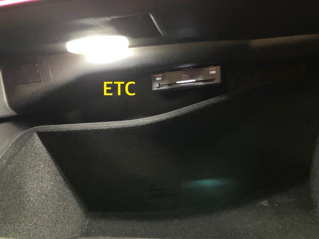 ＧＬＣ ＧＬＣ２２０ｄ　４マチック　ドライバーズパッケージ　ＡＭＧレザーエクスクルーシブＰＫＧ　パノラマサンルーフ　ブラック・ブラウンレザーシート　Ｂｕｒｍｅｓｔｅｒサウンド　純正ドライブレコーダー　ＥＴＣ　純正ナビ　フルセグＴＶ　ユーザー買取　スペアキー有（19枚目）