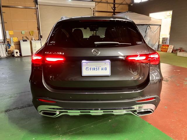 ＧＬＣ ＧＬＣ２２０ｄ　４マチック　ドライバーズパッケージ　ＡＭＧレザーエクスクルーシブＰＫＧ　パノラマサンルーフ　ブラック・ブラウンレザーシート　Ｂｕｒｍｅｓｔｅｒサウンド　純正ドライブレコーダー　ＥＴＣ　純正ナビ　フルセグＴＶ　ユーザー買取　スペアキー有（27枚目）