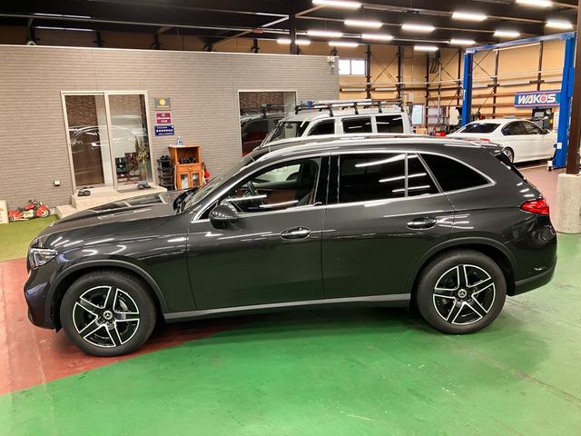 ＧＬＣ ＧＬＣ２２０ｄ　４マチック　ドライバーズパッケージ　ＡＭＧレザーエクスクルーシブＰＫＧ　パノラマサンルーフ　ブラック・ブラウンレザーシート　Ｂｕｒｍｅｓｔｅｒサウンド　純正ドライブレコーダー　ＥＴＣ　純正ナビ　フルセグＴＶ　ユーザー買取　スペアキー有（31枚目）