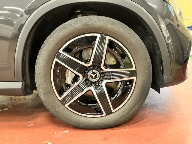 ＧＬＣ ＧＬＣ２２０ｄ　４マチック　ドライバーズパッケージ　ＡＭＧレザーエクスクルーシブＰＫＧ　パノラマサンルーフ　ブラック・ブラウンレザーシート　Ｂｕｒｍｅｓｔｅｒサウンド　純正ドライブレコーダー　ＥＴＣ　純正ナビ　フルセグＴＶ　ユーザー買取　スペアキー有（46枚目）