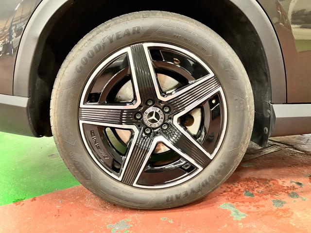 ＧＬＣ ＧＬＣ２２０ｄ　４マチック　ドライバーズパッケージ　ＡＭＧレザーエクスクルーシブＰＫＧ　パノラマサンルーフ　ブラック・ブラウンレザーシート　Ｂｕｒｍｅｓｔｅｒサウンド　純正ドライブレコーダー　ＥＴＣ　純正ナビ　フルセグＴＶ　ユーザー買取　スペアキー有（47枚目）