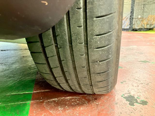 ＧＬＣ ＧＬＣ２２０ｄ　４マチック　ドライバーズパッケージ　ＡＭＧレザーエクスクルーシブＰＫＧ　パノラマサンルーフ　ブラック・ブラウンレザーシート　Ｂｕｒｍｅｓｔｅｒサウンド　純正ドライブレコーダー　ＥＴＣ　純正ナビ　フルセグＴＶ　ユーザー買取　スペアキー有（53枚目）