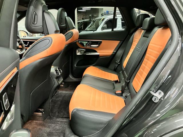 ＧＬＣ ＧＬＣ２２０ｄ　４マチック　ドライバーズパッケージ　ＡＭＧレザーエクスクルーシブＰＫＧ　パノラマサンルーフ　ブラック・ブラウンレザーシート　Ｂｕｒｍｅｓｔｅｒサウンド　純正ドライブレコーダー　ＥＴＣ　純正ナビ　フルセグＴＶ　ユーザー買取　スペアキー有（55枚目）