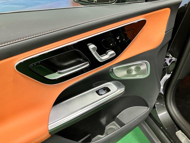 ＧＬＣ ＧＬＣ２２０ｄ　４マチック　ドライバーズパッケージ　ＡＭＧレザーエクスクルーシブＰＫＧ　パノラマサンルーフ　ブラック・ブラウンレザーシート　Ｂｕｒｍｅｓｔｅｒサウンド　純正ドライブレコーダー　ＥＴＣ　純正ナビ　フルセグＴＶ　ユーザー買取　スペアキー有（59枚目）