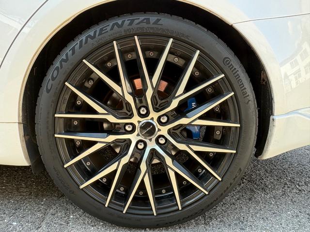 ＩＳ 　純正ナビ・ＴＶ・バックモニター・ＤＶＤチェンジャー・レザーシート・サンルーフ・ツィーター・ドラレコ・社外ヘッドライト・フォッグランプ・ローダウン・社外１９インチアルミ・ＥＴＣ（16枚目）