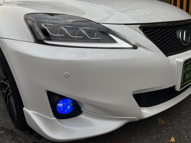 ＩＳ 　純正ナビ・ＴＶ・バックモニター・ＤＶＤチェンジャー・レザーシート・サンルーフ・ツィーター・ドラレコ・社外ヘッドライト・フォッグランプ・ローダウン・社外１９インチアルミ・ＥＴＣ（18枚目）