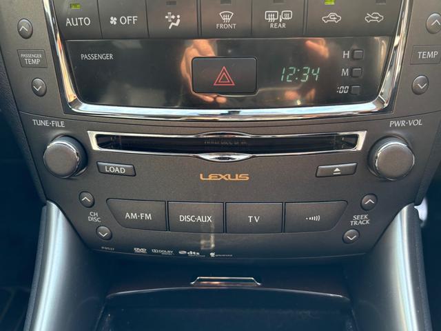 ＩＳ 　純正ナビ・ＴＶ・バックモニター・ＤＶＤチェンジャー・レザーシート・サンルーフ・ツィーター・ドラレコ・社外ヘッドライト・フォッグランプ・ローダウン・社外１９インチアルミ・ＥＴＣ（27枚目）