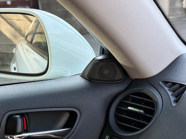 ＩＳ 　純正ナビ・ＴＶ・バックモニター・ＤＶＤチェンジャー・レザーシート・サンルーフ・ツィーター・ドラレコ・社外ヘッドライト・フォッグランプ・ローダウン・社外１９インチアルミ・ＥＴＣ（30枚目）