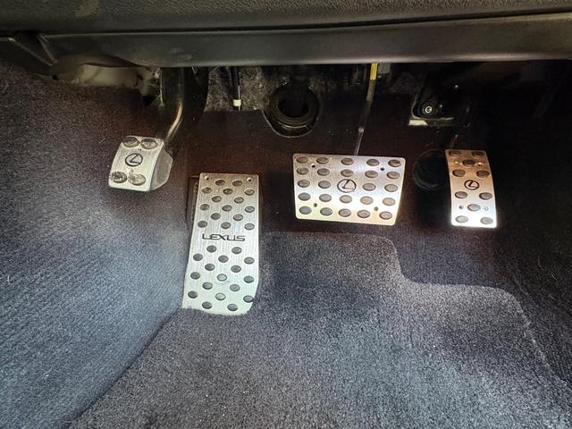 ＩＳ 　純正ナビ・ＴＶ・バックモニター・ＤＶＤチェンジャー・レザーシート・サンルーフ・ツィーター・ドラレコ・社外ヘッドライト・フォッグランプ・ローダウン・社外１９インチアルミ・ＥＴＣ（31枚目）